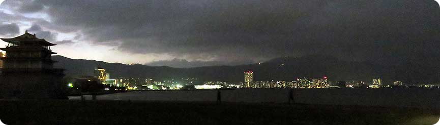 琵琶湖　夜景